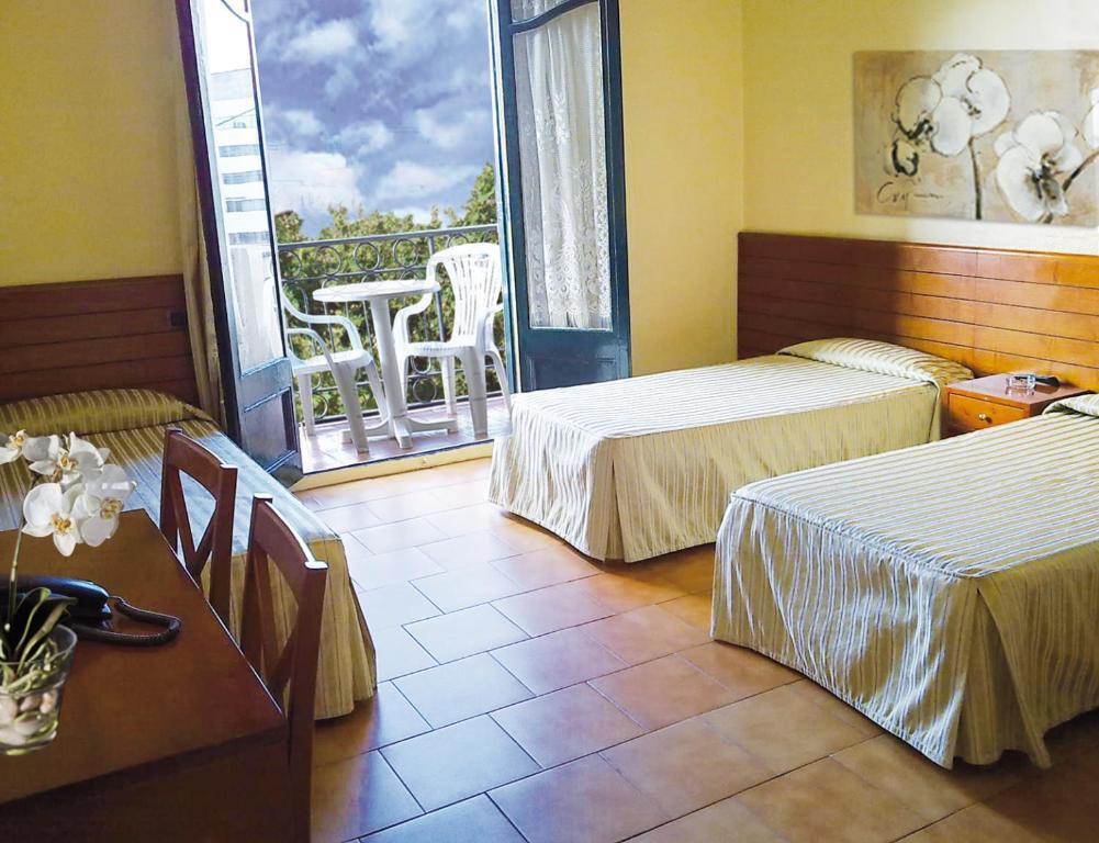 Hotel Toledano Ramblas Barcellona Camera foto