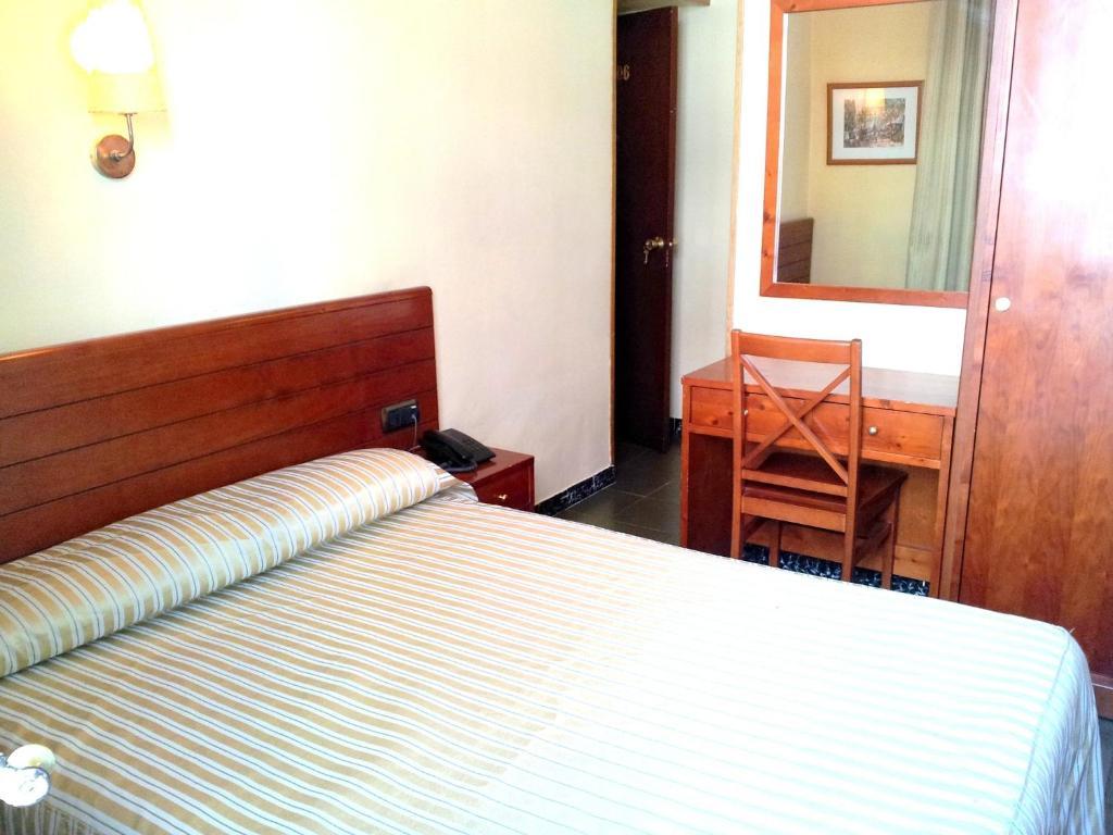 Hotel Toledano Ramblas Barcellona Camera foto