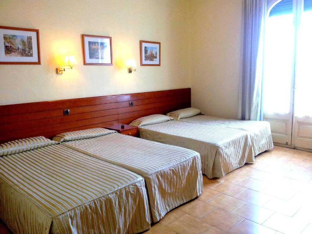 Hotel Toledano Ramblas Barcellona Camera foto